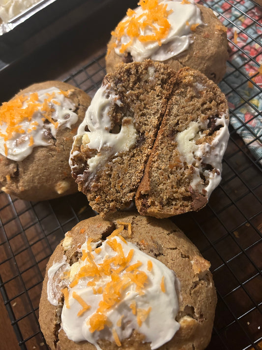 NEW YORK STYLE CARROT COOKIE